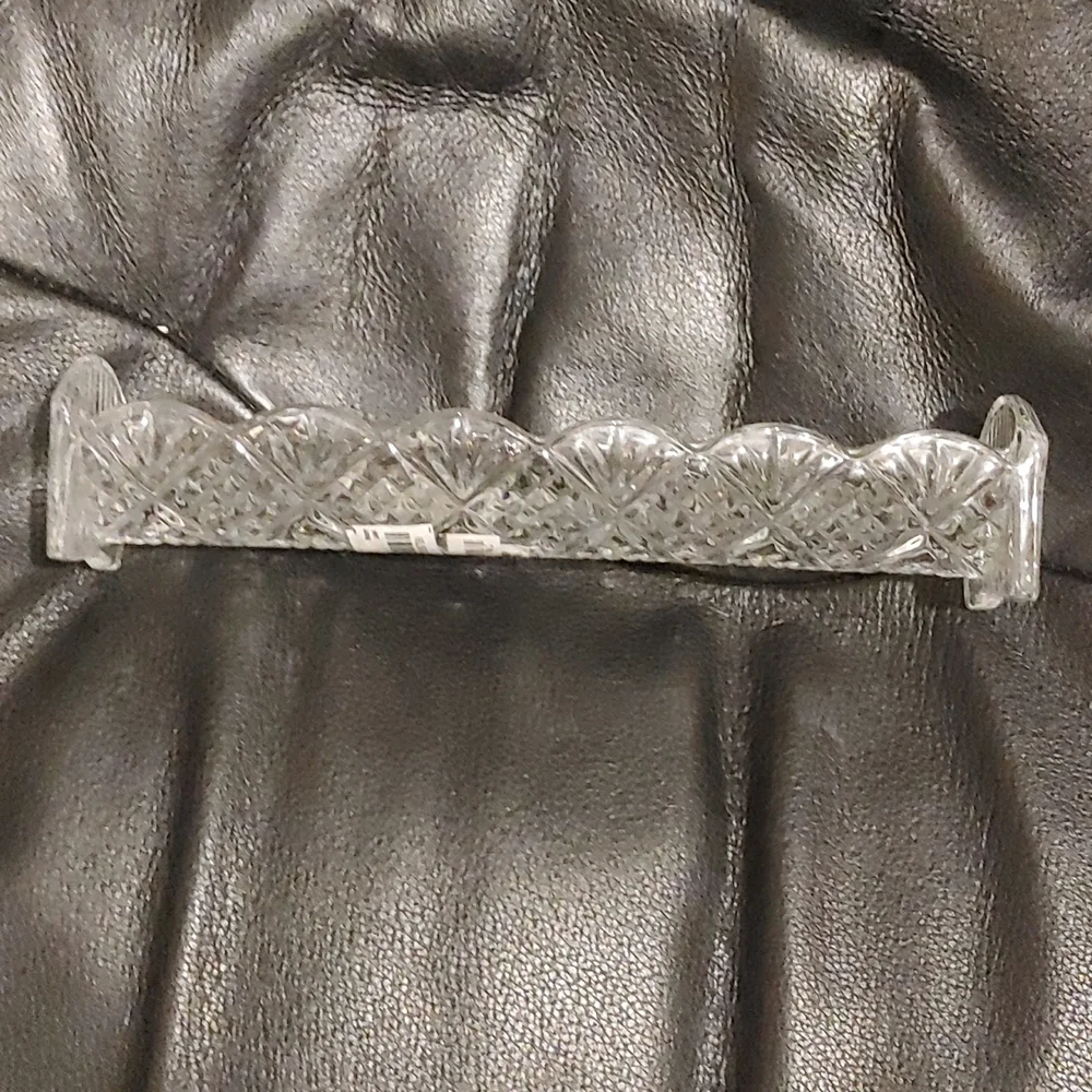 Shannon footed scalloped